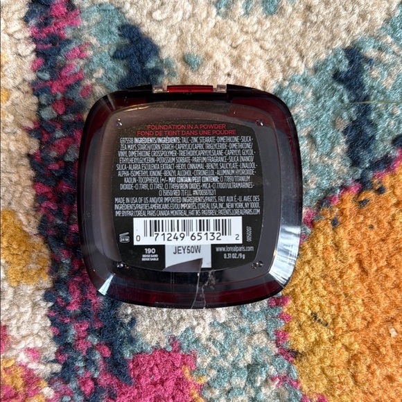 L'Oreal Infallible 24H Fresh Wear Powder - Red Compact - Picture 2 of 2